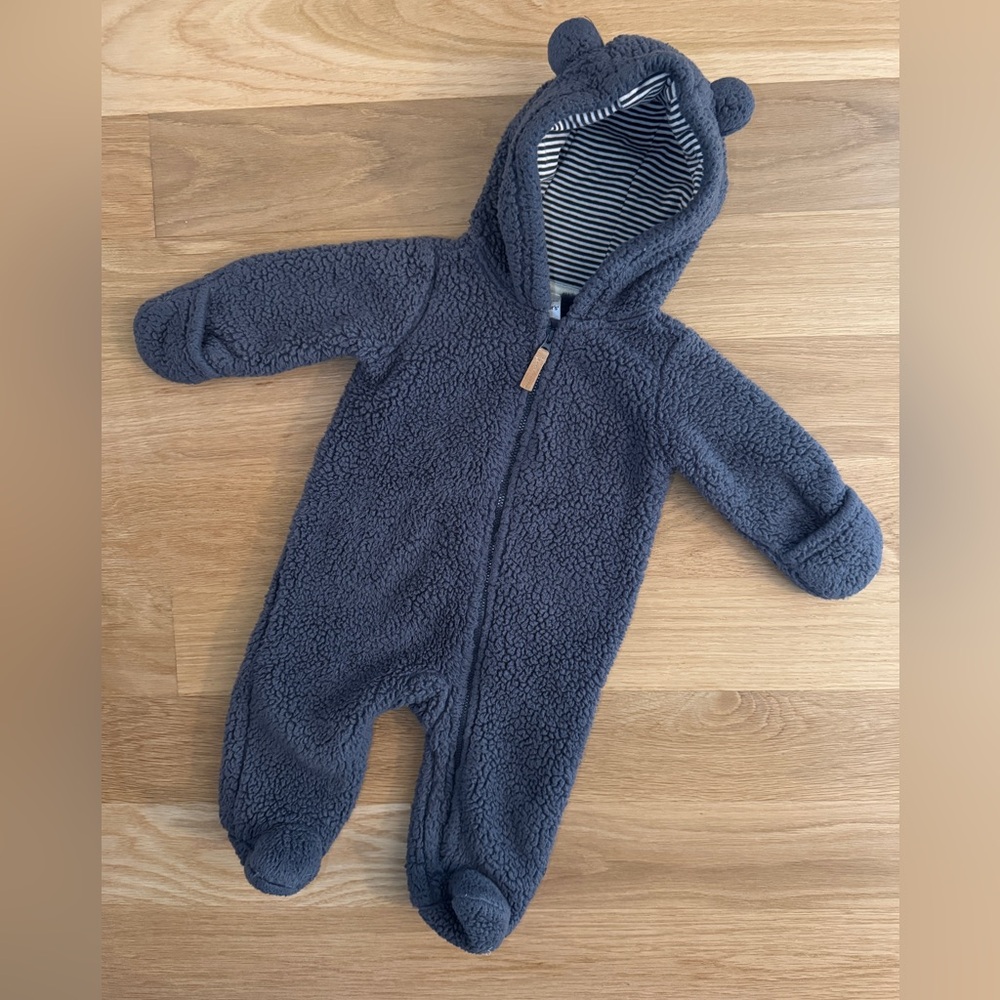 Carter’s Cozy Bear Hooded Baby One-Piece - Size 6m, 6 months, blue